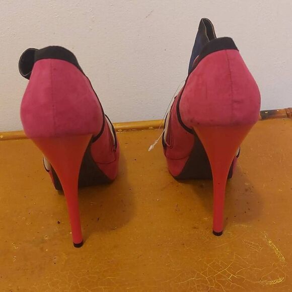 Qupid Women  Multicolor Suede 6" Heels  2" Platform Shoes  Size 9 - Picture 4 of 8